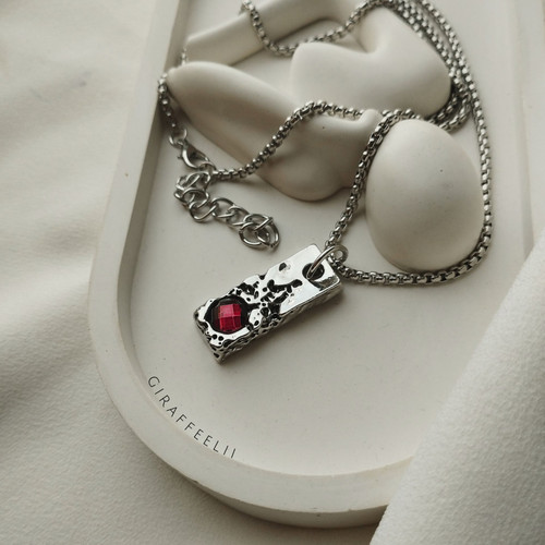 گردنبند اسپرت پینترستی مدل ویتالی