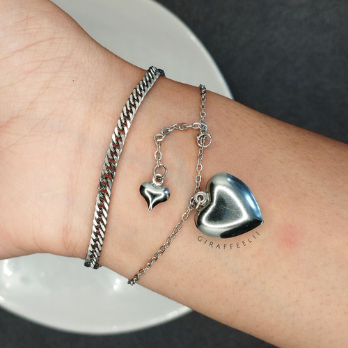 دستبند دخترانه دولاین مدل قلب و کارتیر