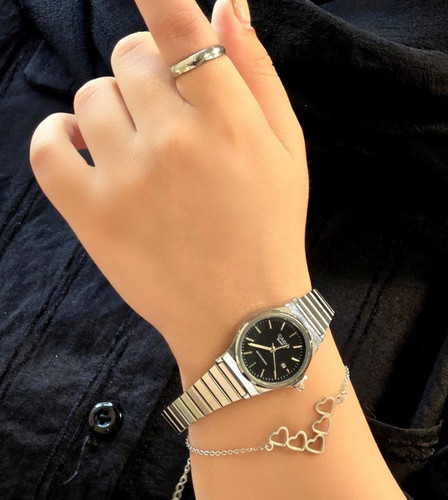 ساعت زنانه کاسیو به همراه دستبند و انگشتر