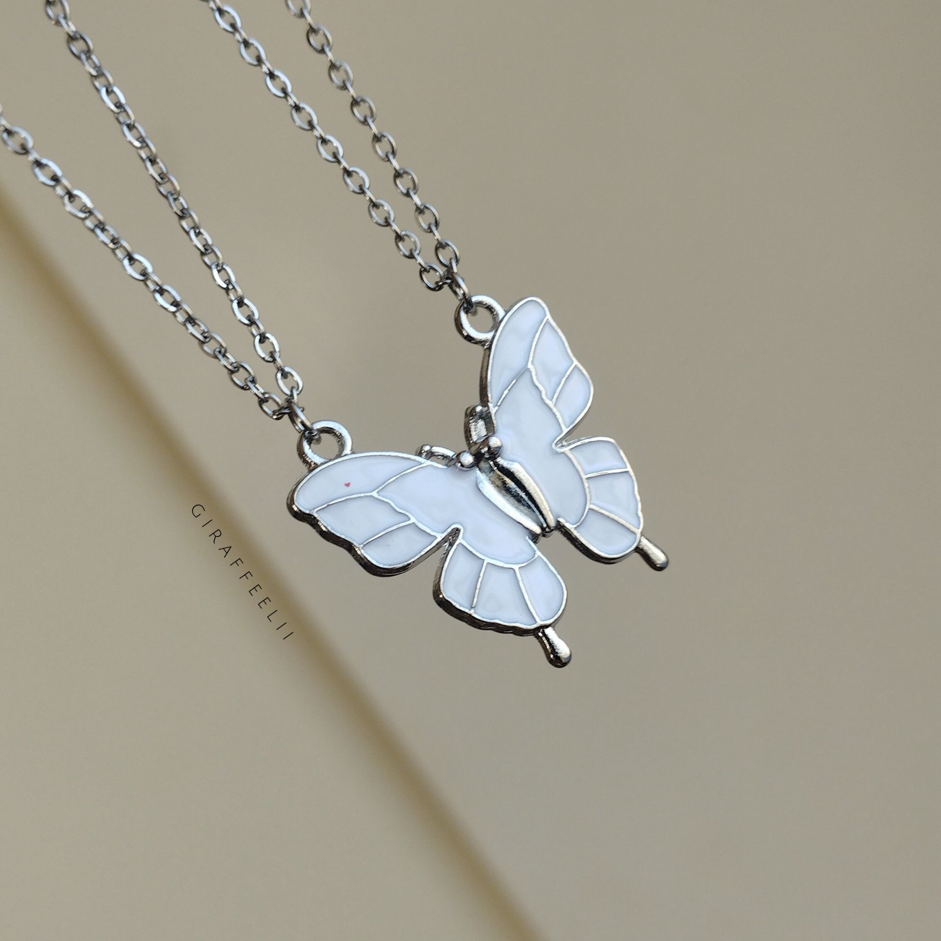 گردنبند ست مدل پروانه آهنربا