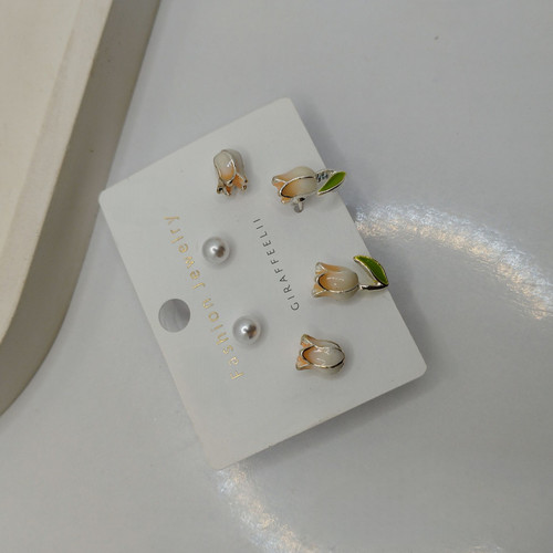 پک گوشواره دخترانه لاله