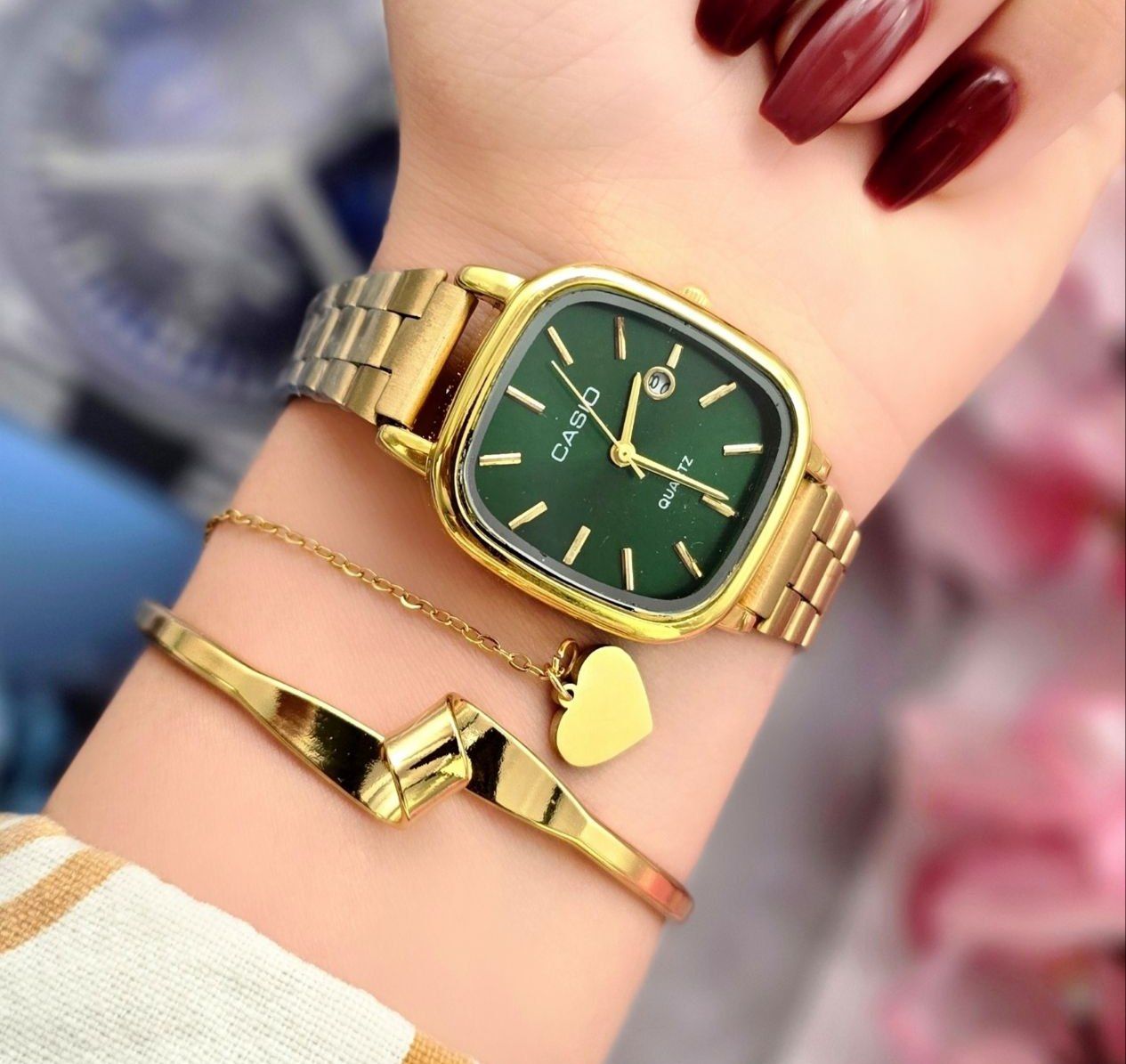 ست ساعت مچی زنانه کاسیو به همراه دستبند و آویز