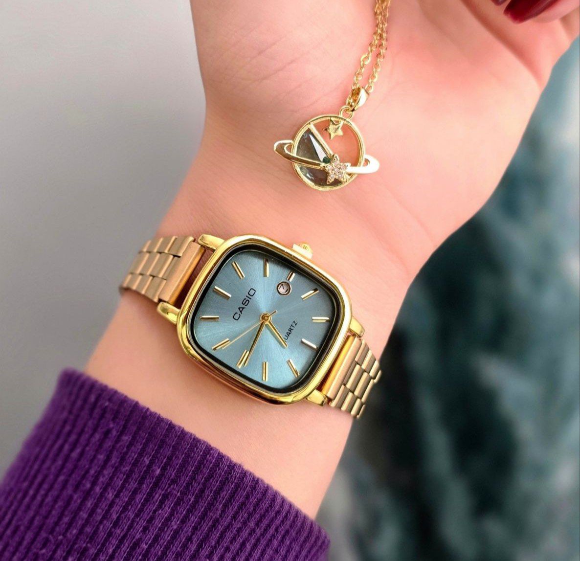 ساعت زنانه شیک کاسیو به همراه گردنبند زحل