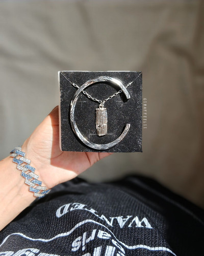 ست بنگل و گردنبند منشور