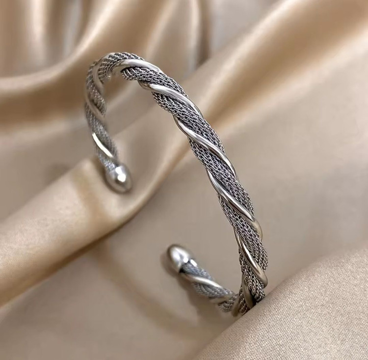 بنگل مردانه بافت مفتولی | شیک | استیل رنگ ثابت